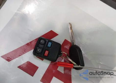 2006 Ford Explorer Eddie Bauer z USA, uszkodzony, nr VIN 1FMEU64E06UB09221